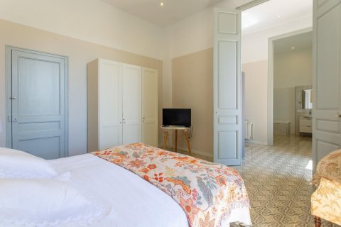 Купить дом в Аргентона, Испания с 6 комнат, № 1336 - фото 16