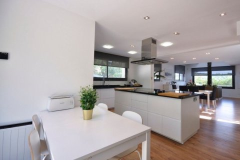 Купить дом в Вальроманес, Испания с 4 комнаты, № 1339 - фото 14