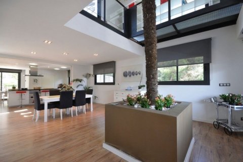 Купить дом в Вальроманес, Испания с 4 комнаты, № 1339 - фото 11