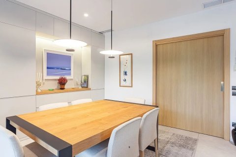 Купить дом в Сан-Кугат-дель-Вальес, Испания с 6 комнат, № 1334 - фото 8