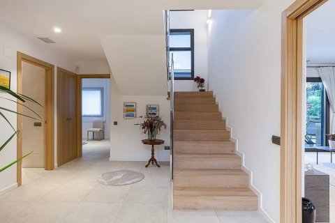 Купить дом в Сан-Кугат-дель-Вальес, Испания с 6 комнат, № 1334 - фото 14