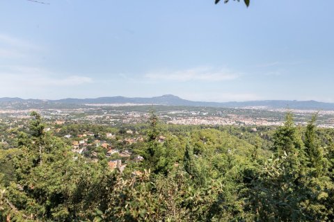 Купить дом в Барселона, Испания с 7 комнат, № 1337 - фото 26