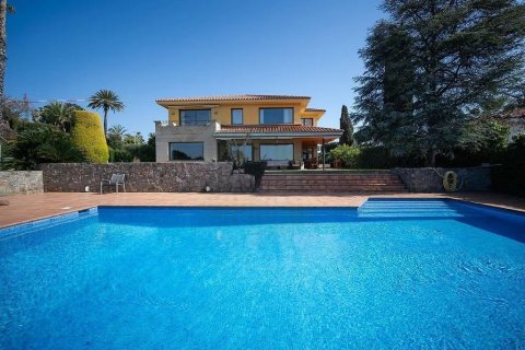 Дом с 5 спальнями в Алелье, Барселона, Каталония, Испания № 1338