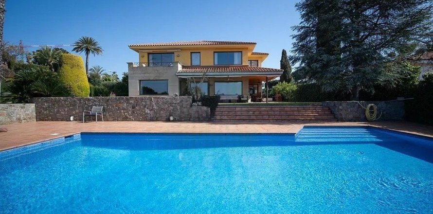 Дом с 5 спальнями в Алелье, Барселона, Каталония, Испания № 1338