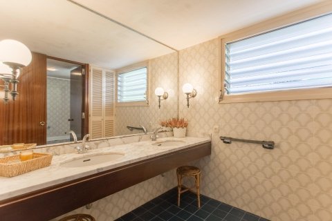 Купить дом в Сан-Андреу-де-Льяванерес, Испания с 7 комнат, 533м², № 1335 - фото 10