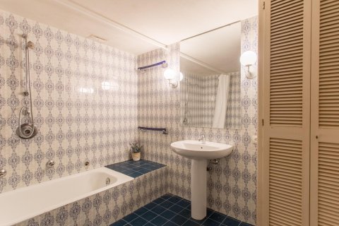 Купить дом в Сан-Андреу-де-Льяванерес, Испания с 7 комнат, 533м², № 1335 - фото 15