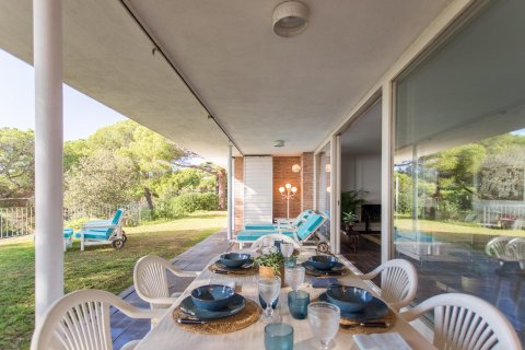 Купить дом в Сан-Андреу-де-Льяванерес, Испания с 7 комнат, 533м², № 1335 - фото 18