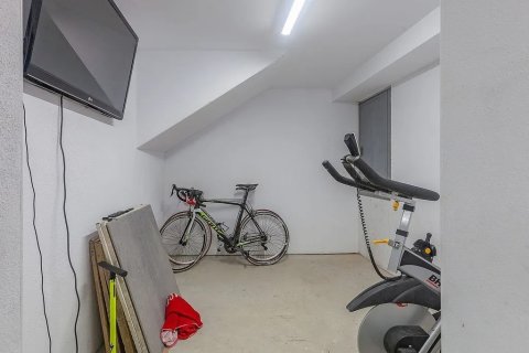 Купить дом в Сан-Кугат-дель-Вальес, Испания с 6 комнат, № 1333 - фото 21