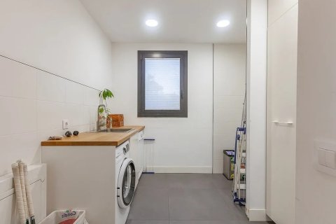 Купить дом в Сан-Кугат-дель-Вальес, Испания с 6 комнат, № 1333 - фото 11