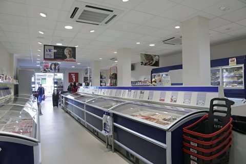 Коммерческая недвижимость 306м² в Сан Бой де Льобрегате, Барселона, Каталония, Испания № 1693