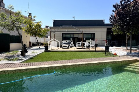 Вилла с 10 спальнями в Кубельесе, Барселона, Каталония, Испания № 2257