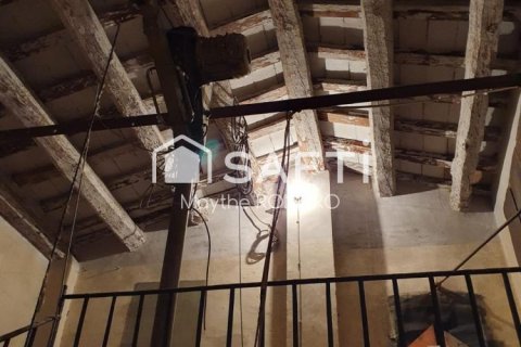 Купить таунхаус в Виланова-и-ла-Желтру, Испания с 6 спален, 352м², № 2256 - фото 10