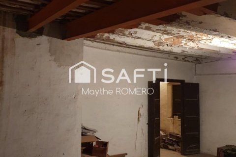 Купить таунхаус в Виланова-и-ла-Желтру, Испания с 6 спален, 352м², № 2256 - фото 5