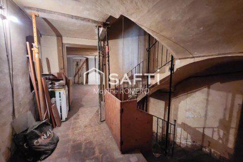 Купить таунхаус в Виланова-и-ла-Желтру, Испания с 6 спален, 352м², № 2256 - фото 24