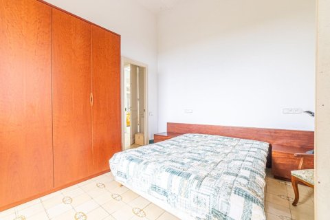 Сasa de 4 dormitorios en venta en Caldes de Malavella, Gerona, Cataluña, Spain № 6803 - foto 24