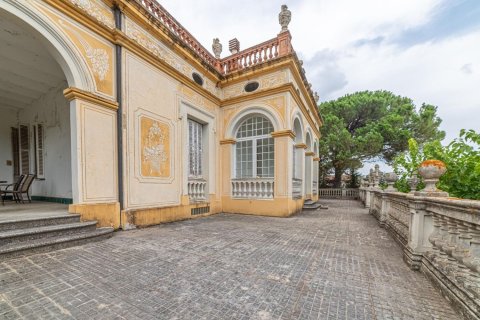 Сasa de 4 dormitorios en venta en Caldes de Malavella, Gerona, Cataluña, Spain № 6803 - foto 3