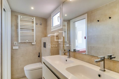 3 bedrooms penthouse for sale in Barcelona, Catalonia, Spain № 6805 - photo 12