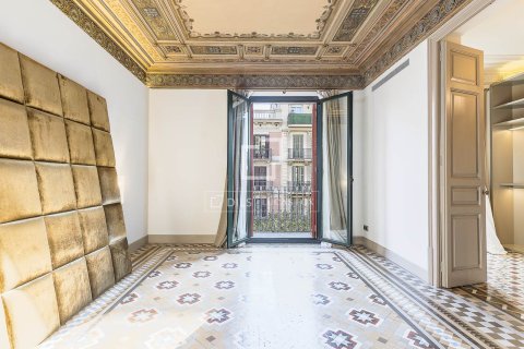 Apartamento de 3 dormitorios en alquiler en Barcelona, Cataluña, Spain № 6808 - foto 18