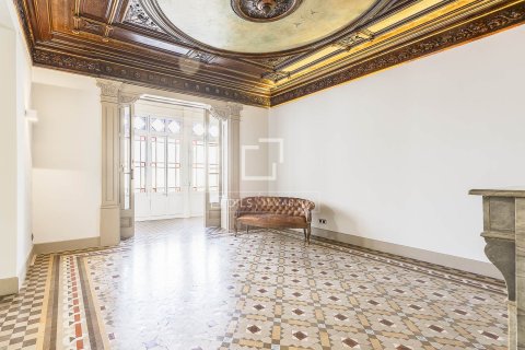 Apartamento de 3 dormitorios en alquiler en Barcelona, Cataluña, Spain № 6808 - foto 29