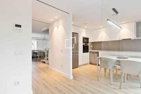 Villa de 6 dormitorios en alquiler en Gavà, Barcelona, Cataluña, Spain № 6809 - foto 20
