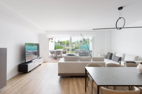 Villa de 6 dormitorios en alquiler en Gavà, Barcelona, Cataluña, Spain № 6809 - foto 15
