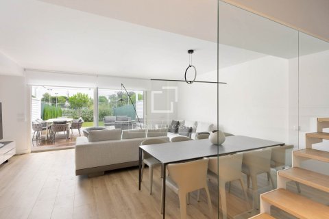 Villa de 6 dormitorios en alquiler en Gavà, Barcelona, Cataluña, Spain № 6809 - foto 16