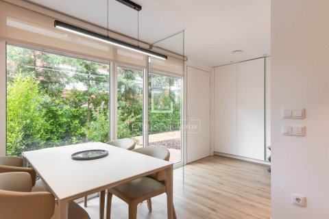 Villa de 6 dormitorios en alquiler en Gavà, Barcelona, Cataluña, Spain № 6809 - foto 23