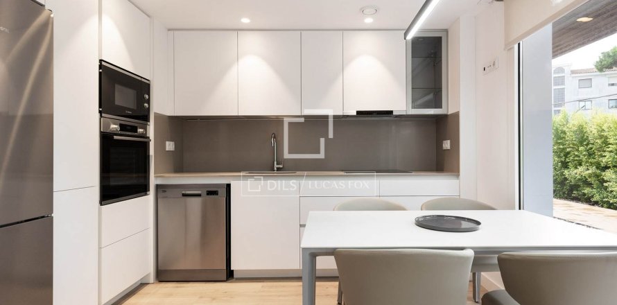 Villa de 6 dormitorios en alquiler en Gavà, Barcelona, Cataluña, Spain № 6809