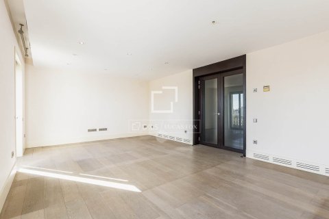 3 chambres apartment à vendre à Barcelona, Catalonia, Spain № 4135 - photo 3