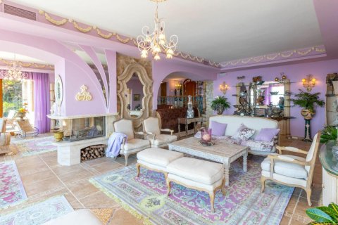 Купить дом в Бегур, Испания с 5 комнат, № 1669 - фото 9