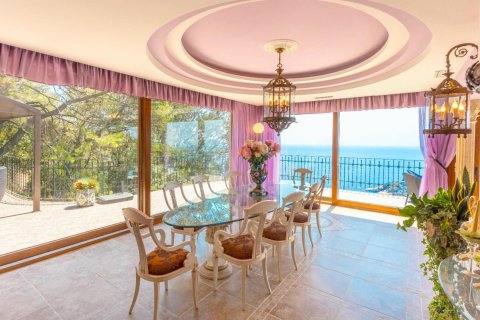 Купить дом в Бегур, Испания с 5 комнат, № 1669 - фото 7