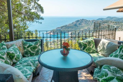 Купить дом в Бегур, Испания с 5 комнат, № 1669 - фото 5