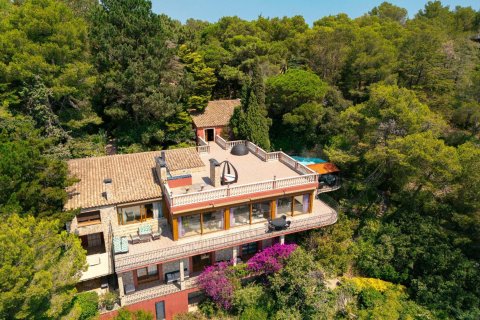 Купить дом в Бегур, Испания с 5 комнат, № 1669 - фото 3