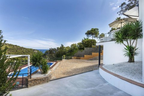 Купить дом в Тамариу, Испания с 5 комнат, № 1670 - фото 6