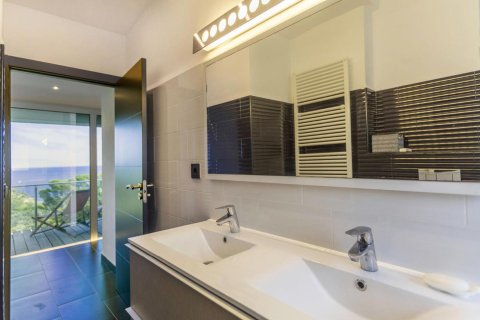 Купить дом в Тамариу, Испания с 5 комнат, № 1670 - фото 24