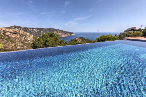 Купить дом в Бегур, Испания с 6 комнат, № 1671 - фото 24