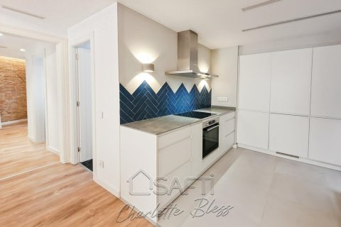 Купить квартиру в Старый город, Барселона, Испания с 2 спальни, 74м², № 2261 - фото 5