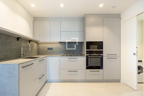 2 chambres apartment à vendre à Barcelona, Catalonia, Spain № 4015 - photo 4