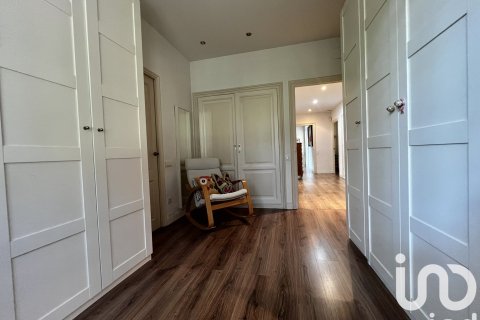 5 bedrooms apartment for sale in Sant Andreu de Llavaneres, Barcelona, Catalonia, Spain № 4910 - photo 27