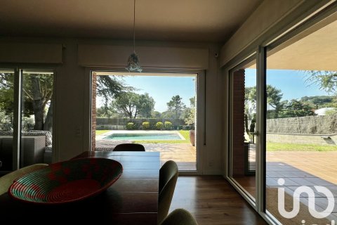 5 bedrooms apartment for sale in Sant Andreu de Llavaneres, Barcelona, Catalonia, Spain № 4910 - photo 11