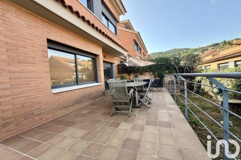 Купить дом в Сан-Андреу-де-Льяванерес, Испания с 4 спальни, 200м², № 4912 - фото 24