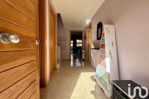 Купить дом в Сан-Андреу-де-Льяванерес, Испания с 4 спальни, 200м², № 4912 - фото 2