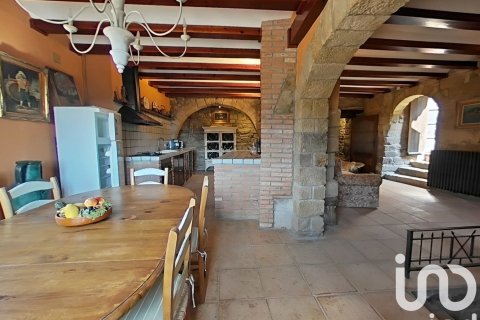 6 bedrooms castles for sale in Lleida, Catalonia, Spain № 4909 - photo 3