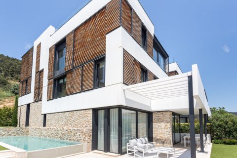 Дом с 7 спальнями в Барселоне, Каталония, Испания № 1565