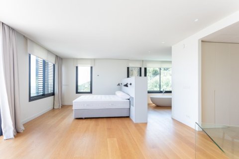 Снять в аренду дом в Барселона, Испания с 8 комнат, № 1565 - фото 11