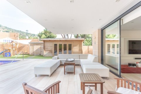 Дом с 7 спальнями в Барселоне, Каталония, Испания № 1569