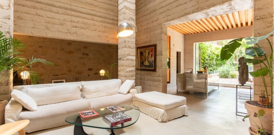 Дом с 5 спальнями в Барселоне, Каталония, Испания № 1570