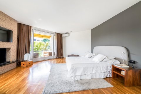 Снять в аренду квартиру в Барселона, Испания с 6 комнат, № 1566 - фото 6