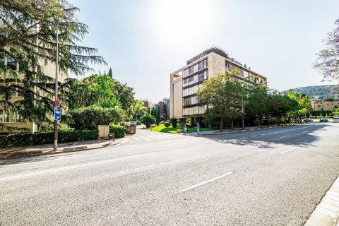 Снять в аренду квартиру в Барселона, Испания с 6 комнат, № 1566 - фото 11