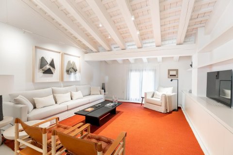 Квартира с 3 спальнями в Барселоне, Каталония, Испания № 1564